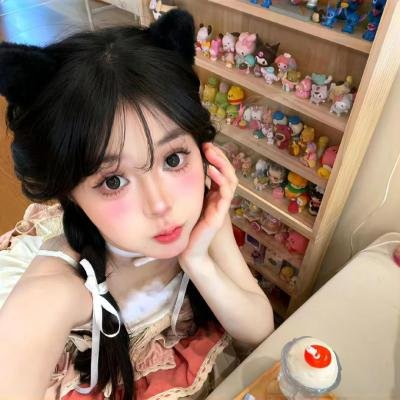 艳妻扮婢记